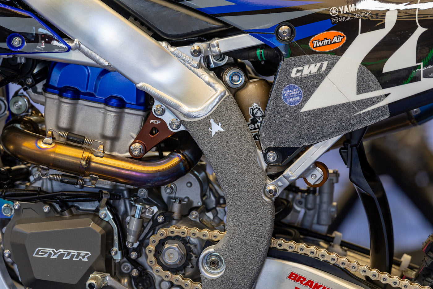 YAMAHA
